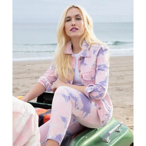 Levi’s Ex-boyfriend Trucker Pink/Purple Tie Dye Women’s S Jacket Size Small NWT - Picture 1 of 13